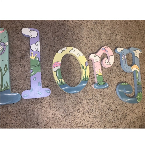 MALLORY painted Letters Nursery Girls Wall frog - Picture 3 of 3